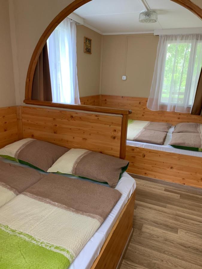 Fenyves Family Rooms And Bungalows Hajduszoboszlo Exterior photo